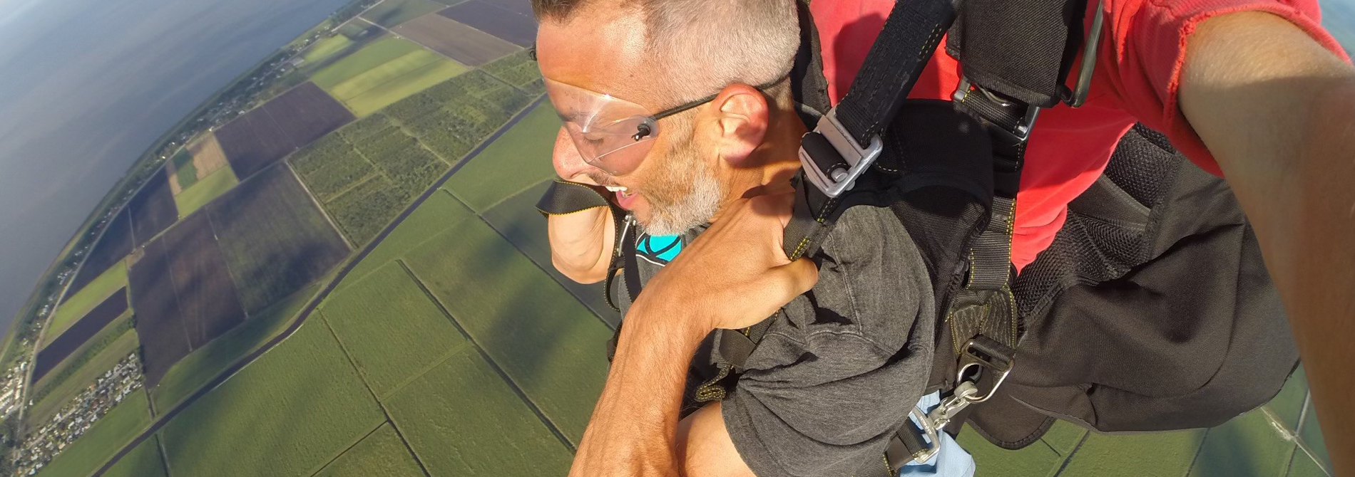 Adam Jablin skydiving